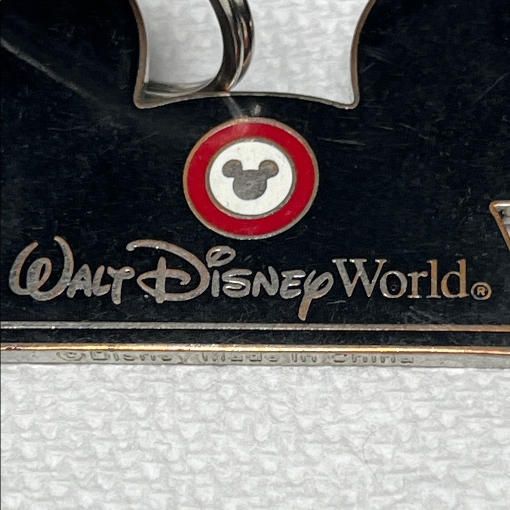 Disney Parks #1 Aunt Mickey mouse keychain Walt Disney World Collectable - Picture 4 of 5